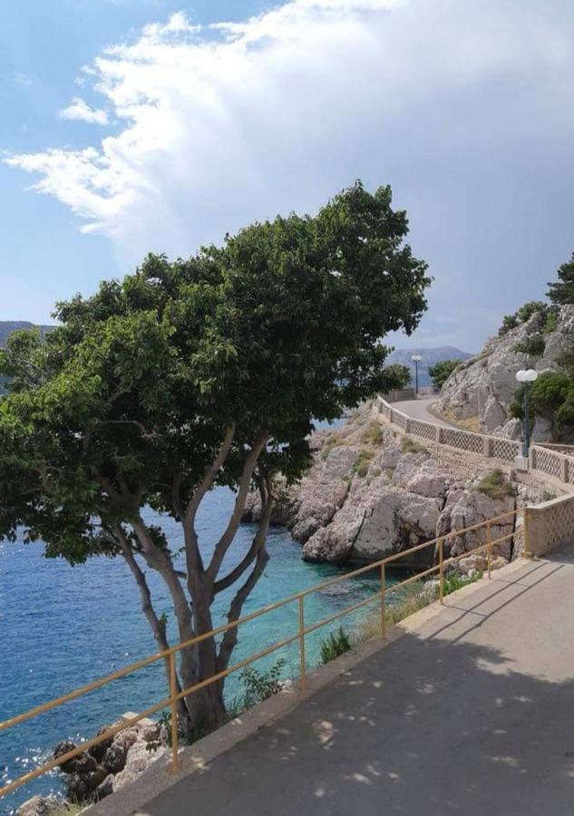 Kricin Sea Apartment Baška Eksteriør billede